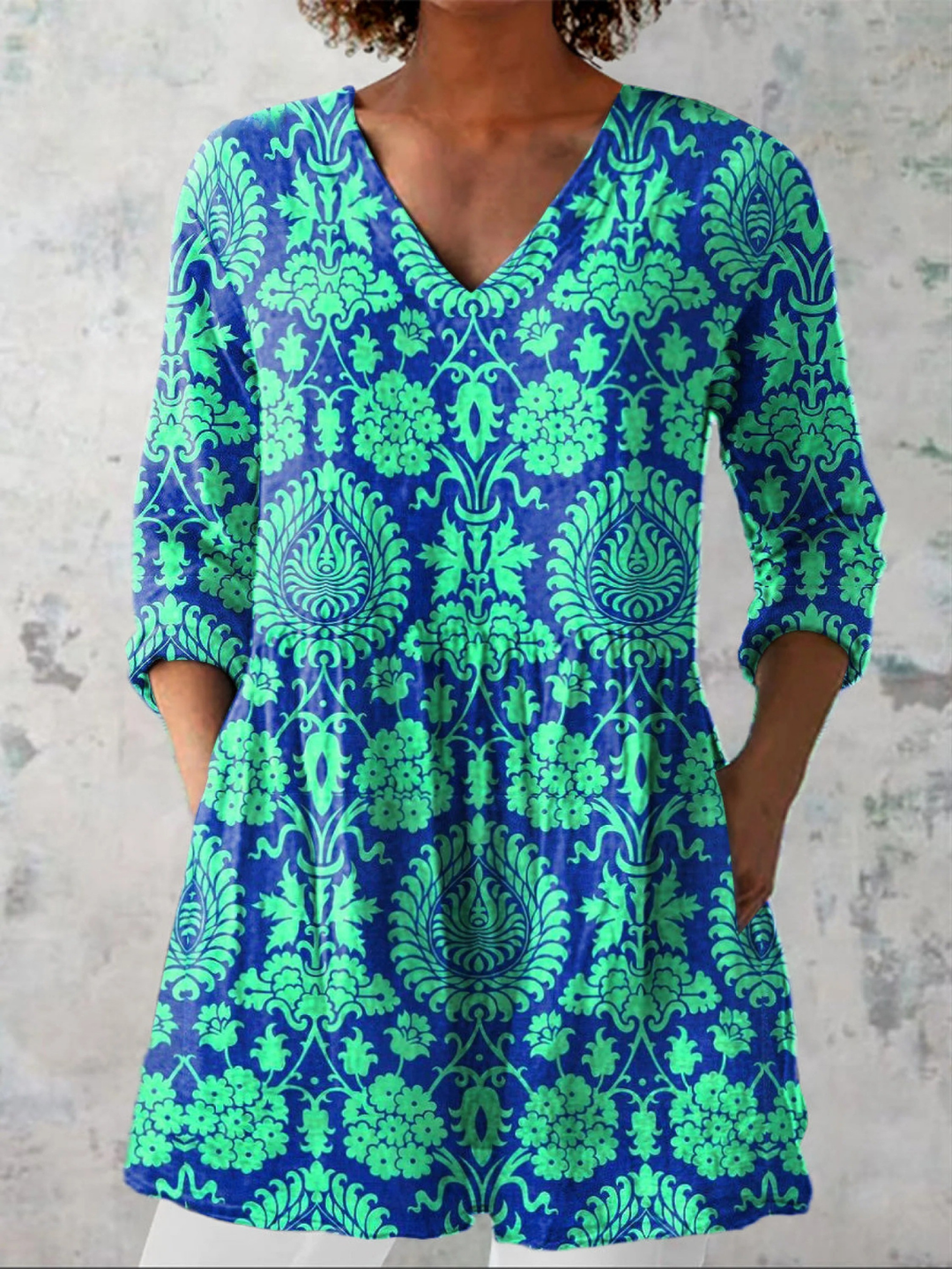 Women's Flowing Printed V Neck Tunic