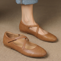 Women's Round Toe Cross Strap Walking Flats